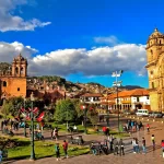 Panoramic view of the Plaza de Armas with the Cathedral and colonial architecture.