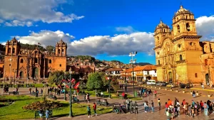 Panoramic view of the Plaza de Armas with the Cathedral and colonial architecture.