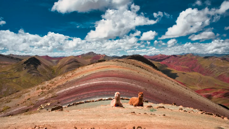 Vinicunca Rainbow Mountain Tour in Cusco